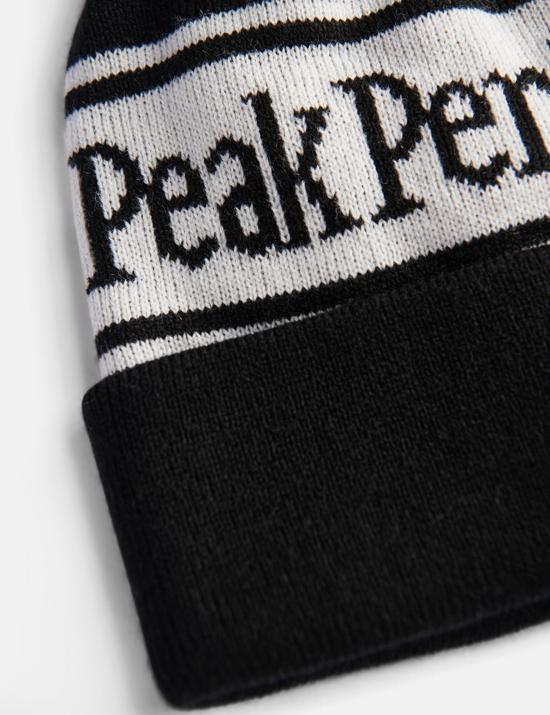 Peak performance pow hat deals