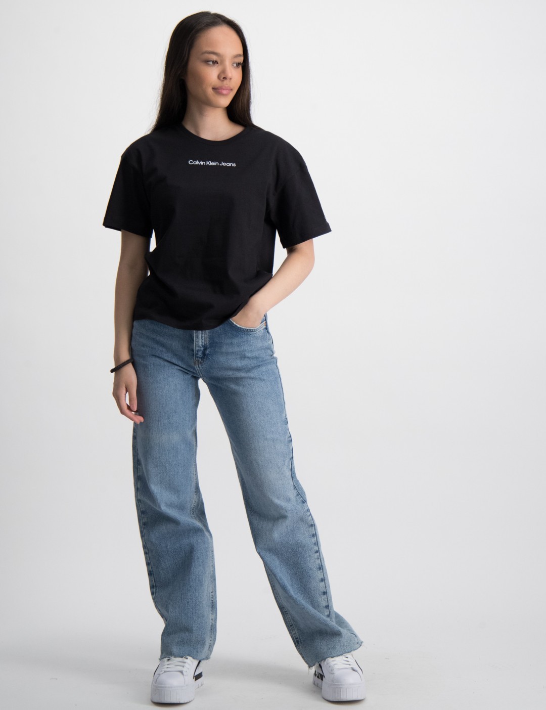 Calvin Klein CKJ LOGO BOXY T-SHIRT Svart för Tjej | Kids Brand Store