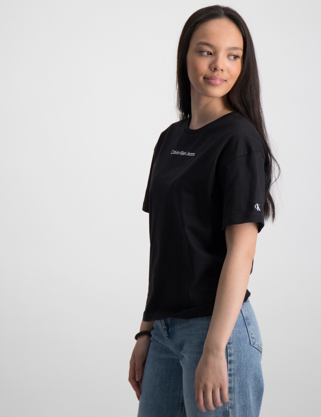 Calvin Klein CKJ LOGO BOXY T-SHIRT Svart för Tjej | Kids Brand Store