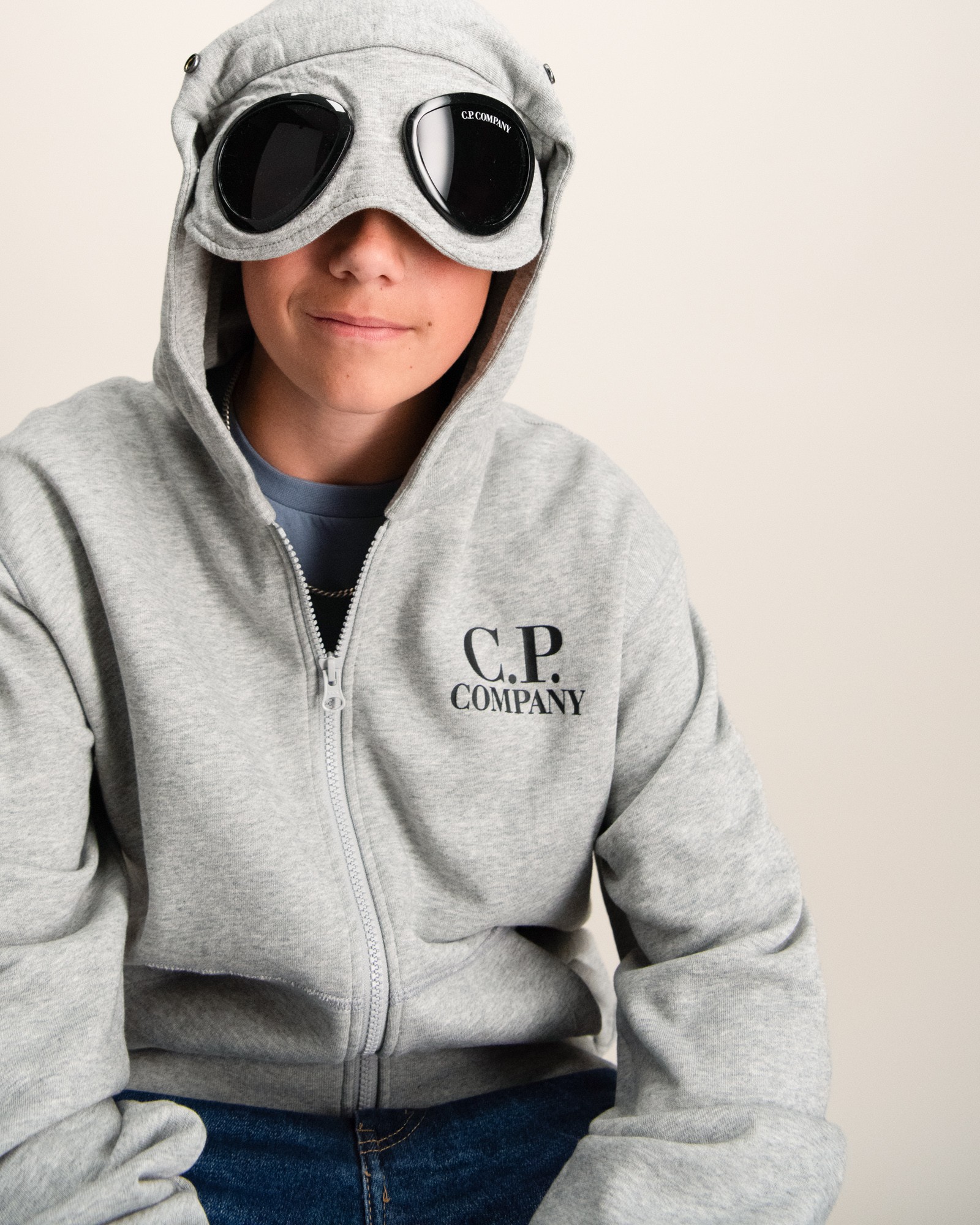 C.P. Company ZIP SWEATSHIRT/HOOD Grå för Kille | Kids Brand