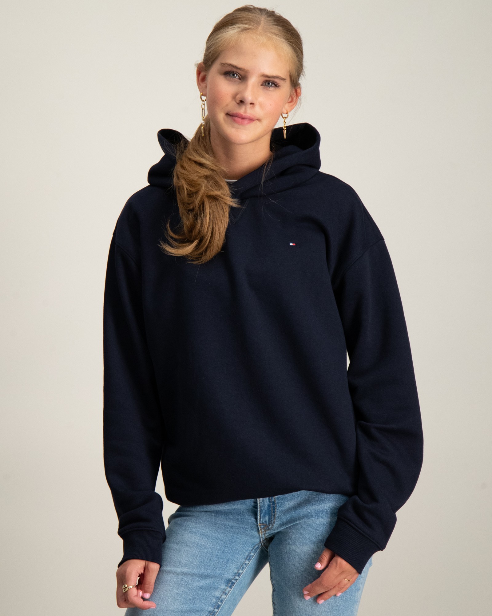 Sportswear Club Fleece Oversize Genç Çocuk Kapüşonlu Sweatshirt'ü. TR