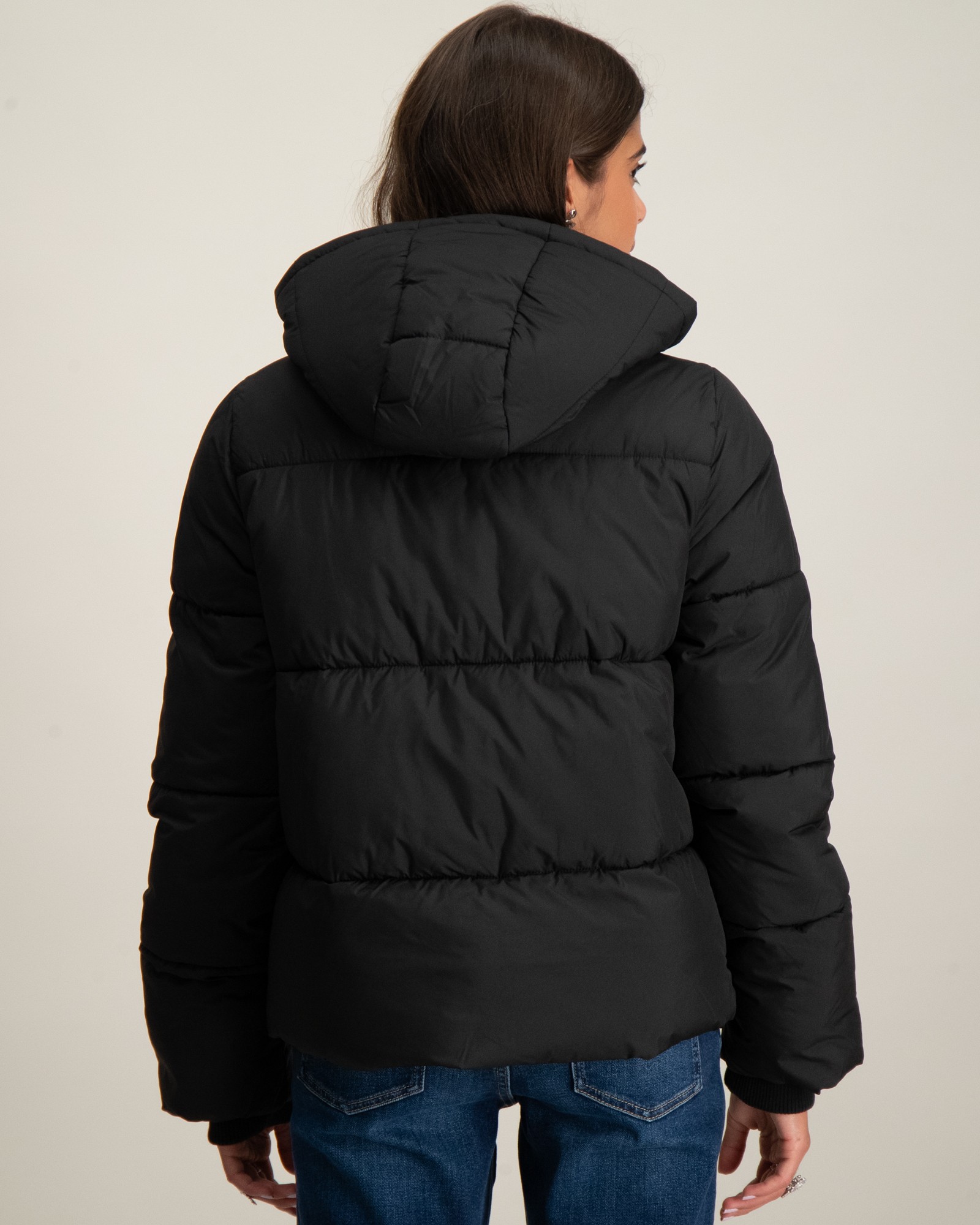 Black puffer short jacket online