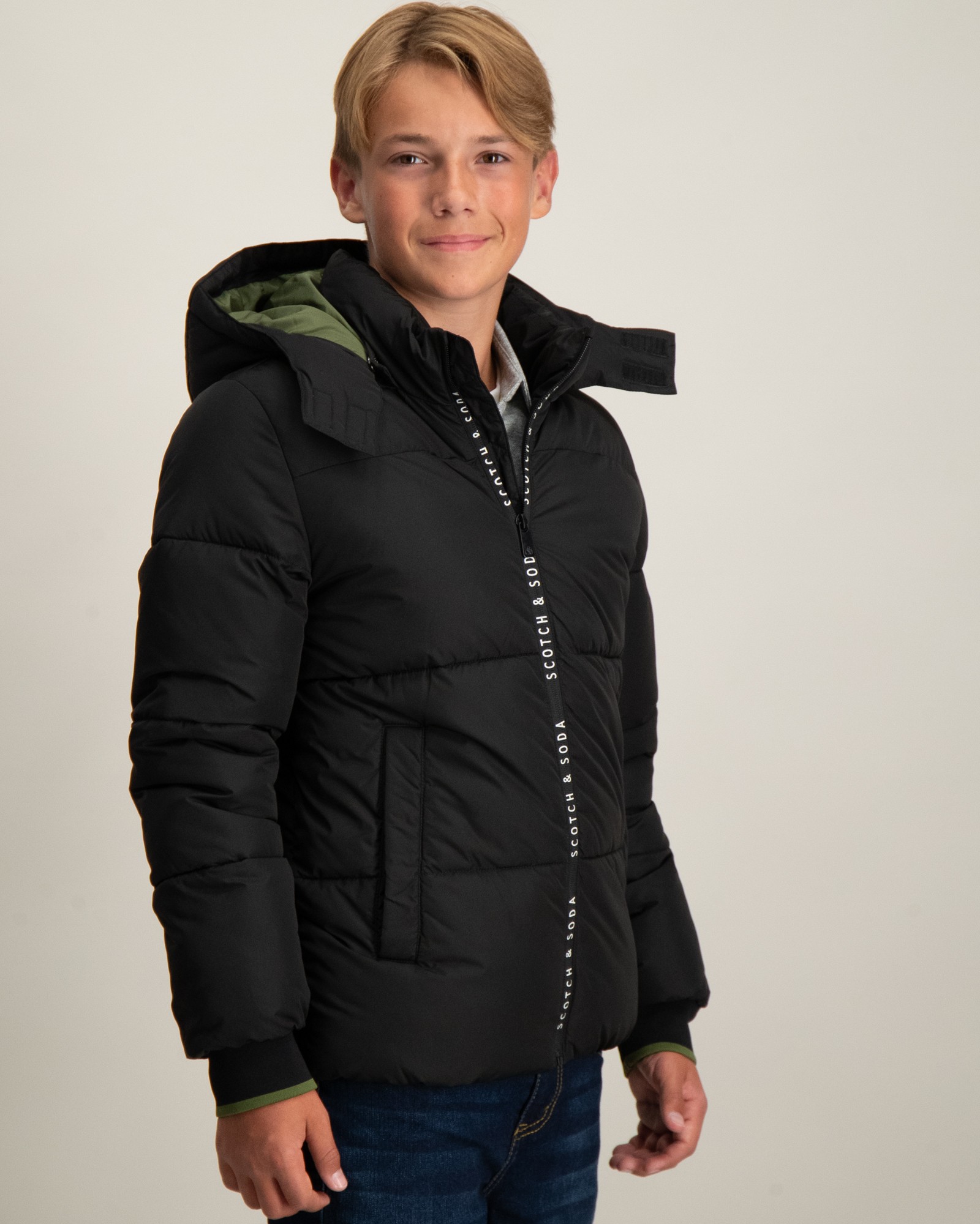 Scotch Soda WATER REPELLENT HOODED PUFFER JACKET Zwart voor