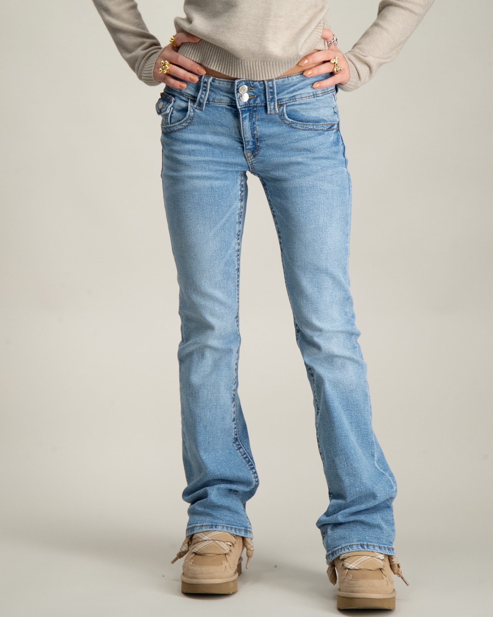 Flared Jeans Gina Tricot Tall Jeans Y Dixie Low Flare Jeans Blå