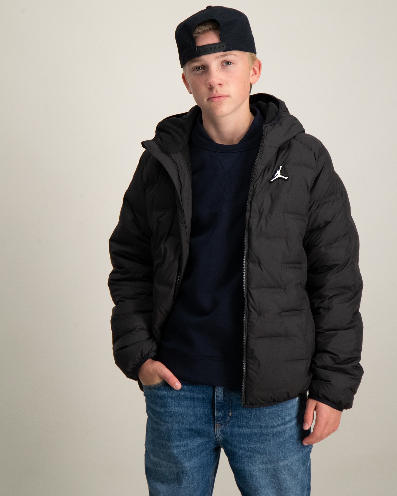 Nike Jordan JDN WELDED JORDAN PUFFER Schwarz für Jungen Kids Brand Store