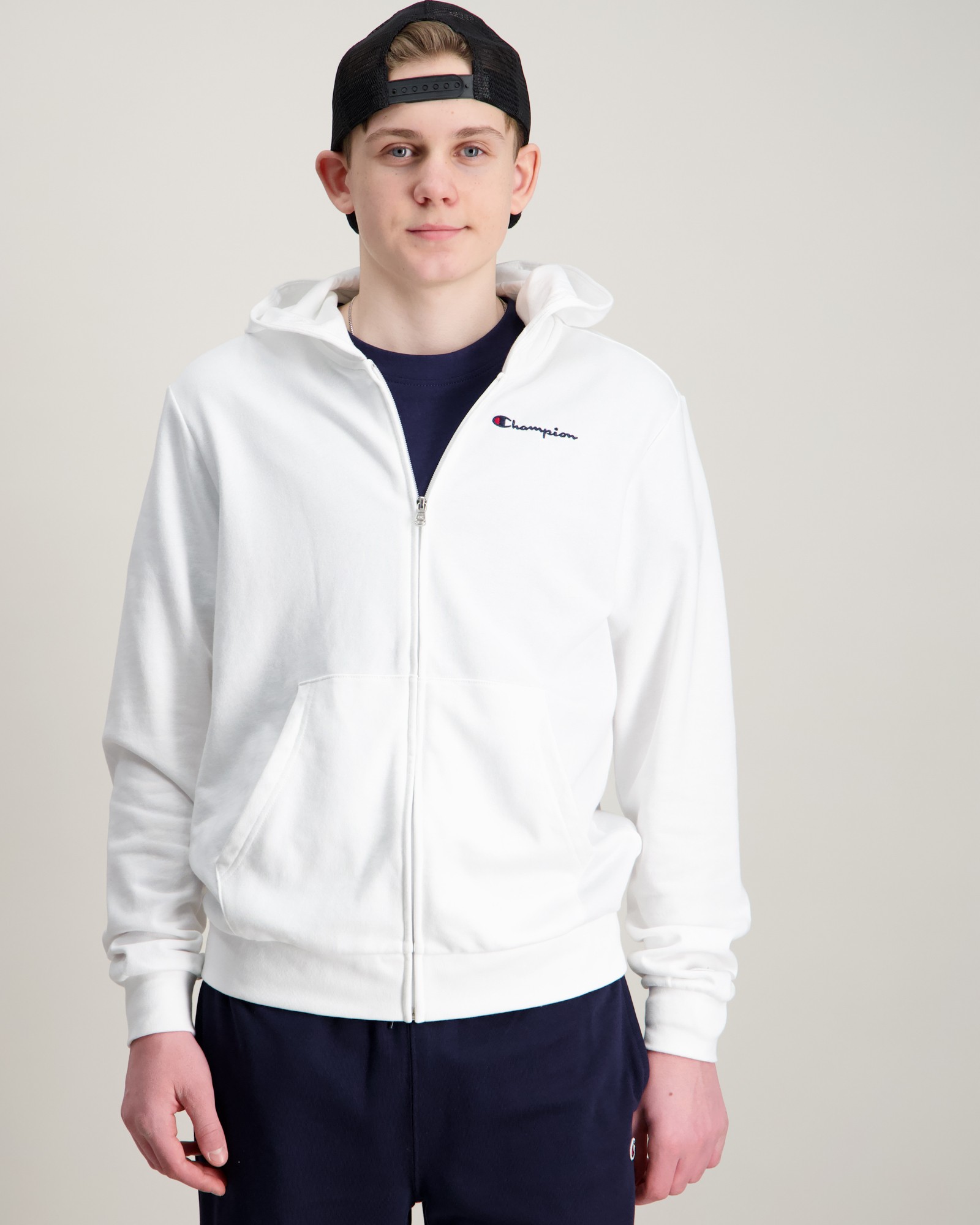 eyJrZXkiOiJtZWRpYS1saWJyYXJ5XC