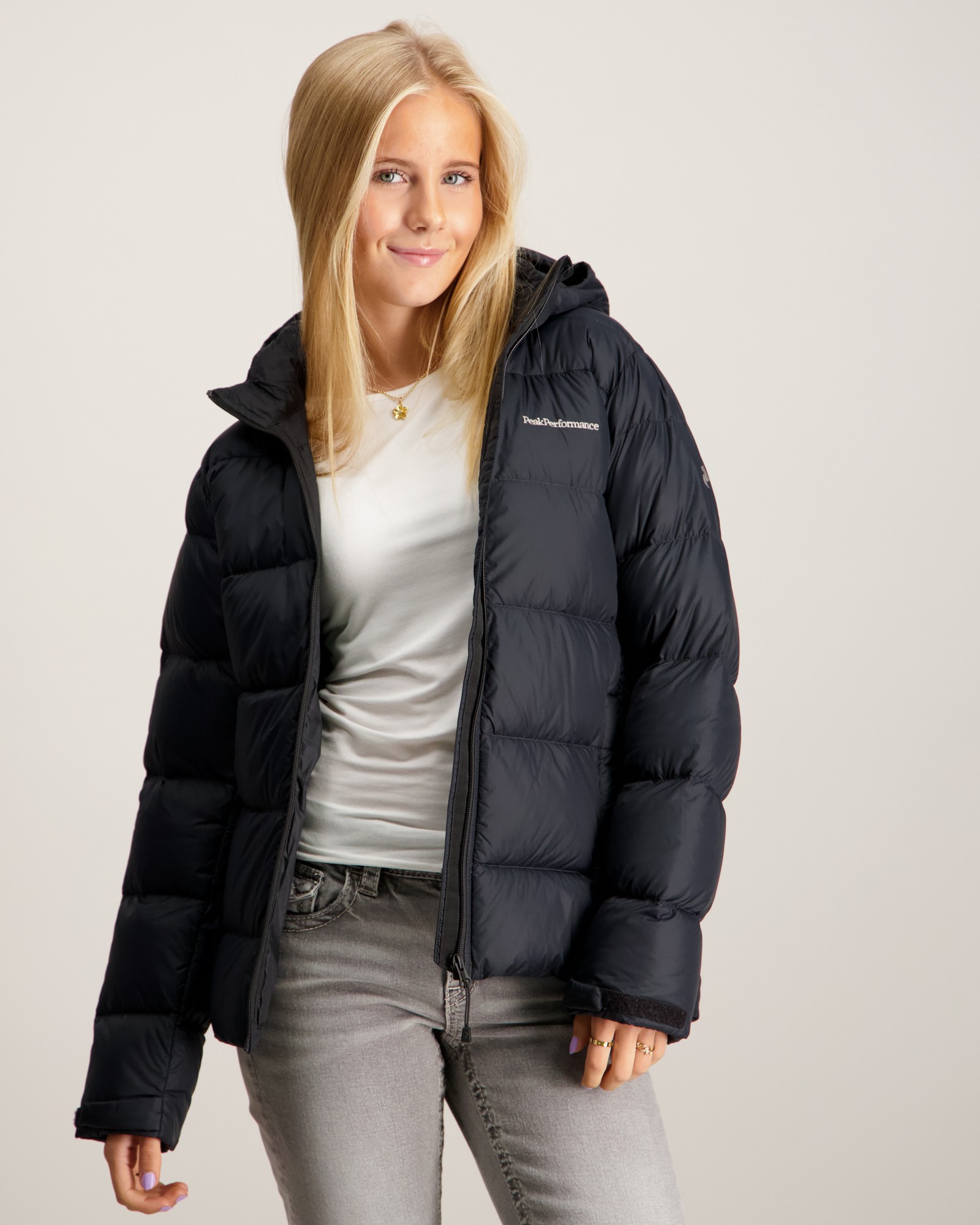 Peak Performance Jr Frost Down Puffer Jacket Svart til Kids