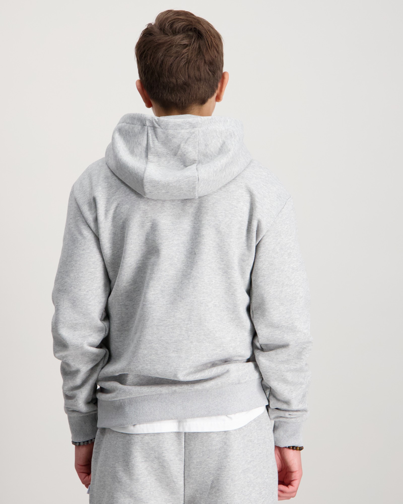 Zeke Essential Logo Tag Hoodie Grå för Kille | Kids Brand Store