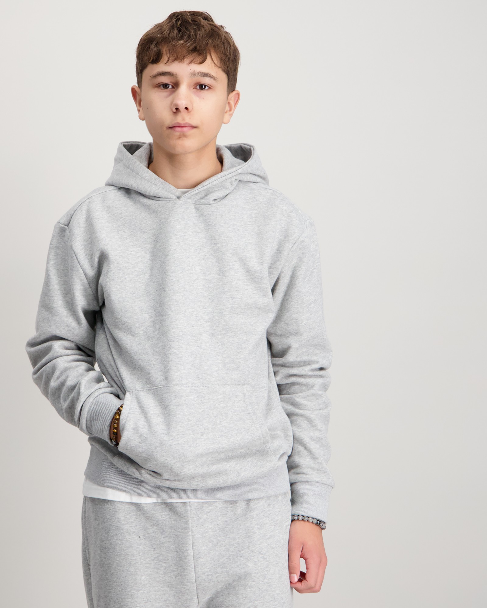 Zeke Essential Logo Tag Hoodie Grå för Kille | Kids Brand Store